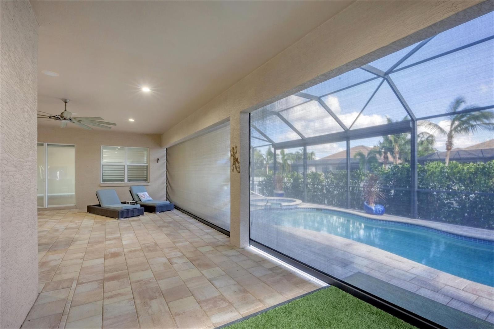 575 FORE DR, BRADENTON, FL, 34208