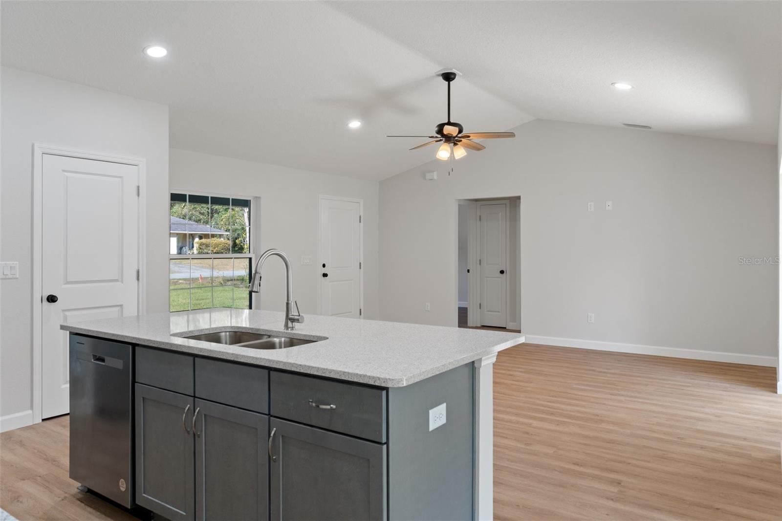 8949 N CIRCULAR WAY, CITRUS SPRINGS, FL, 34434