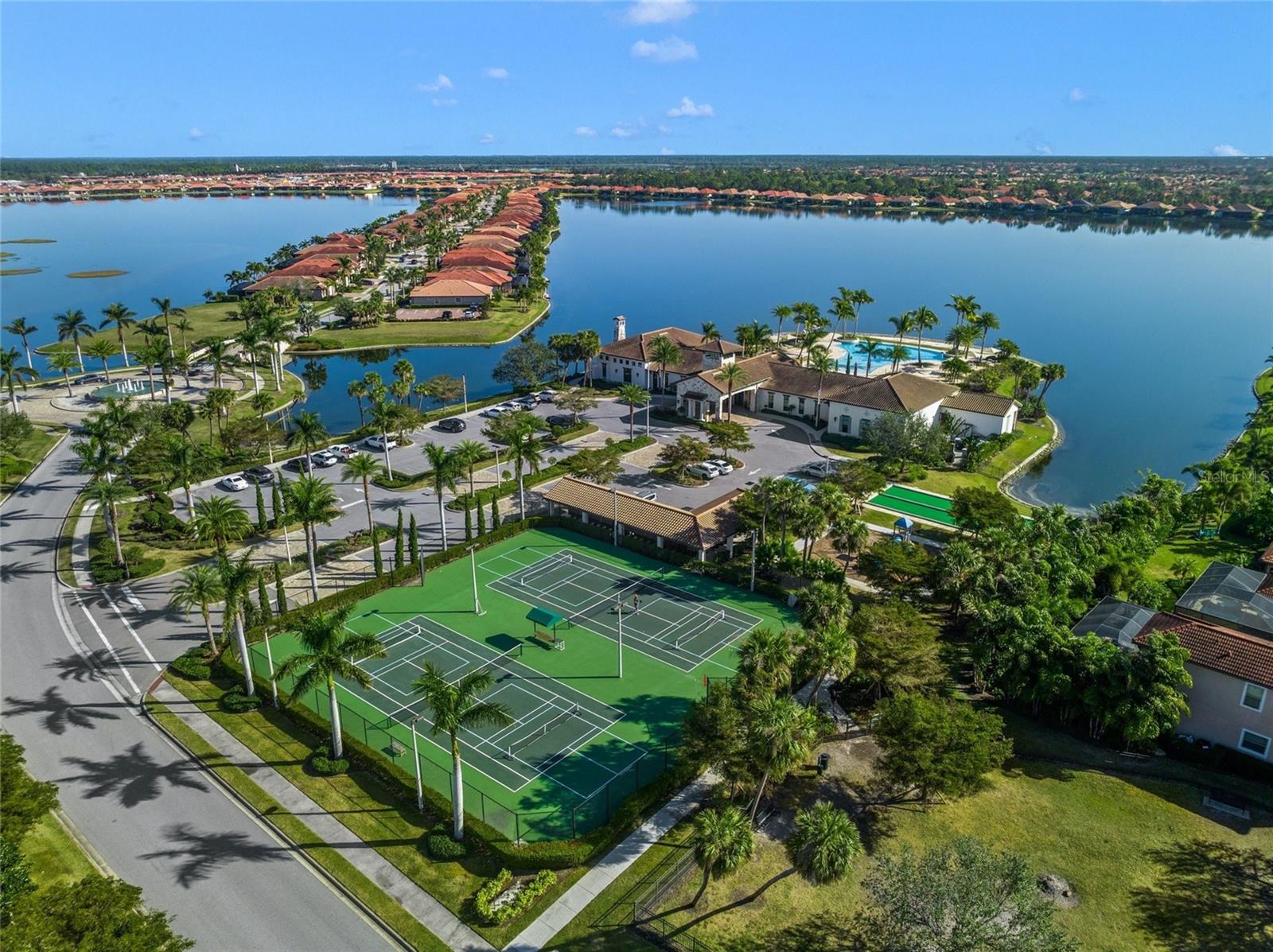 135 VENTOSA PL, NOKOMIS, FL, 34275