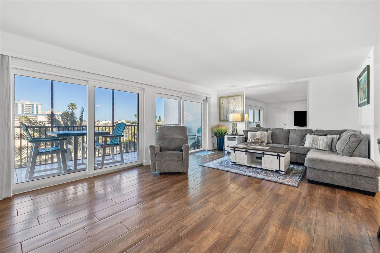 1102 BENJAMIN FRANKLIN DR #409, SARASOTA, FL, 34236