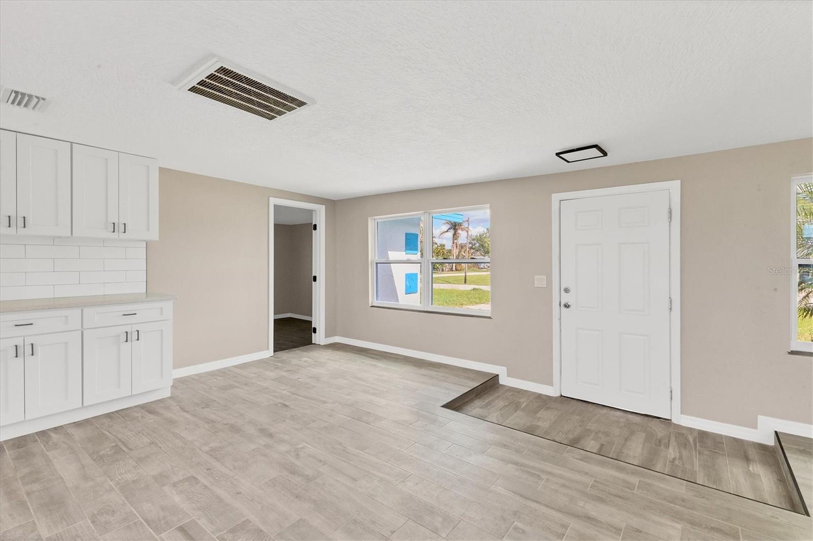 105 SYLVANIA AVE, ENGLEWOOD, FL, 34223