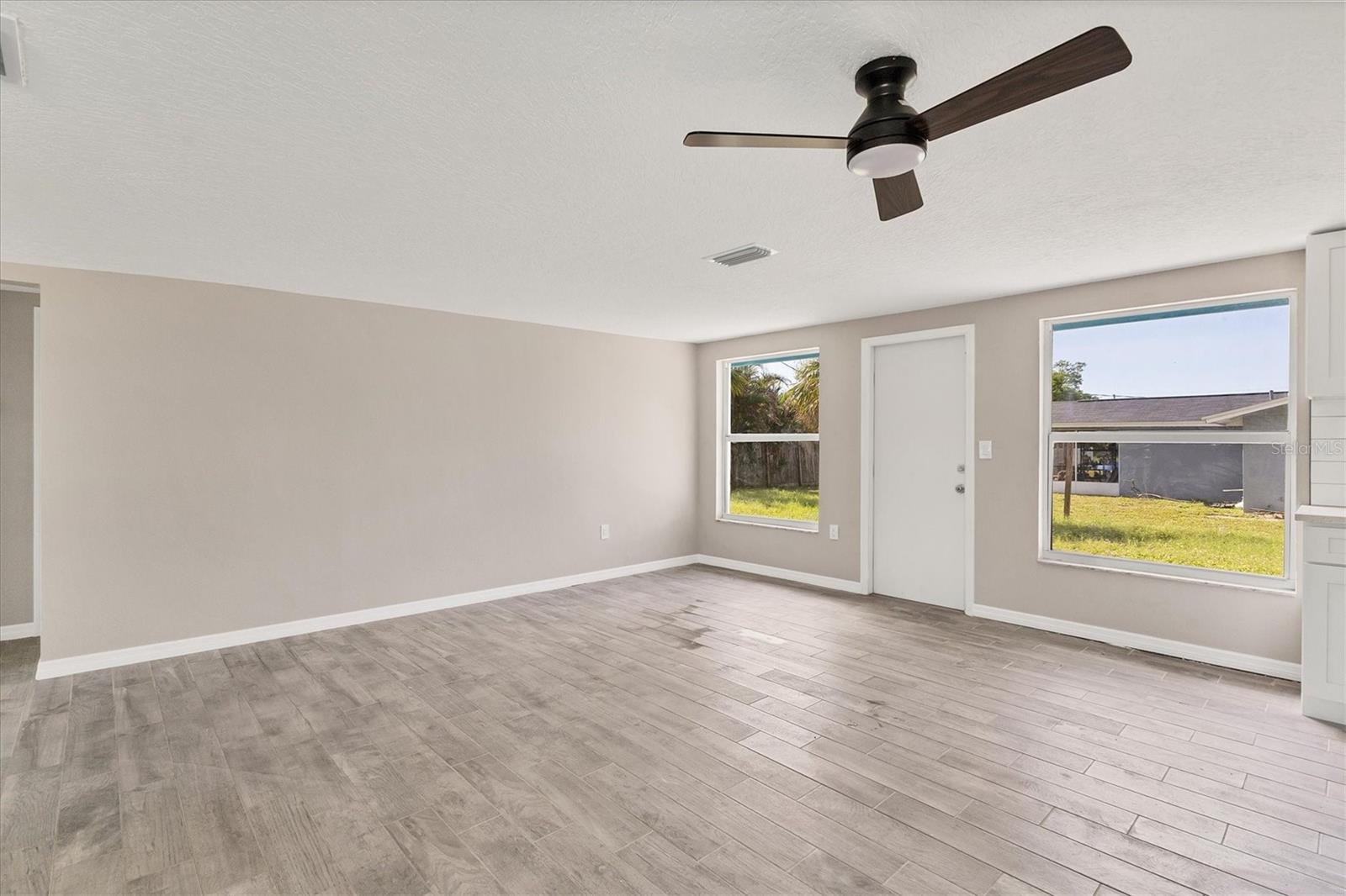 105 SYLVANIA AVE, ENGLEWOOD, FL, 34223