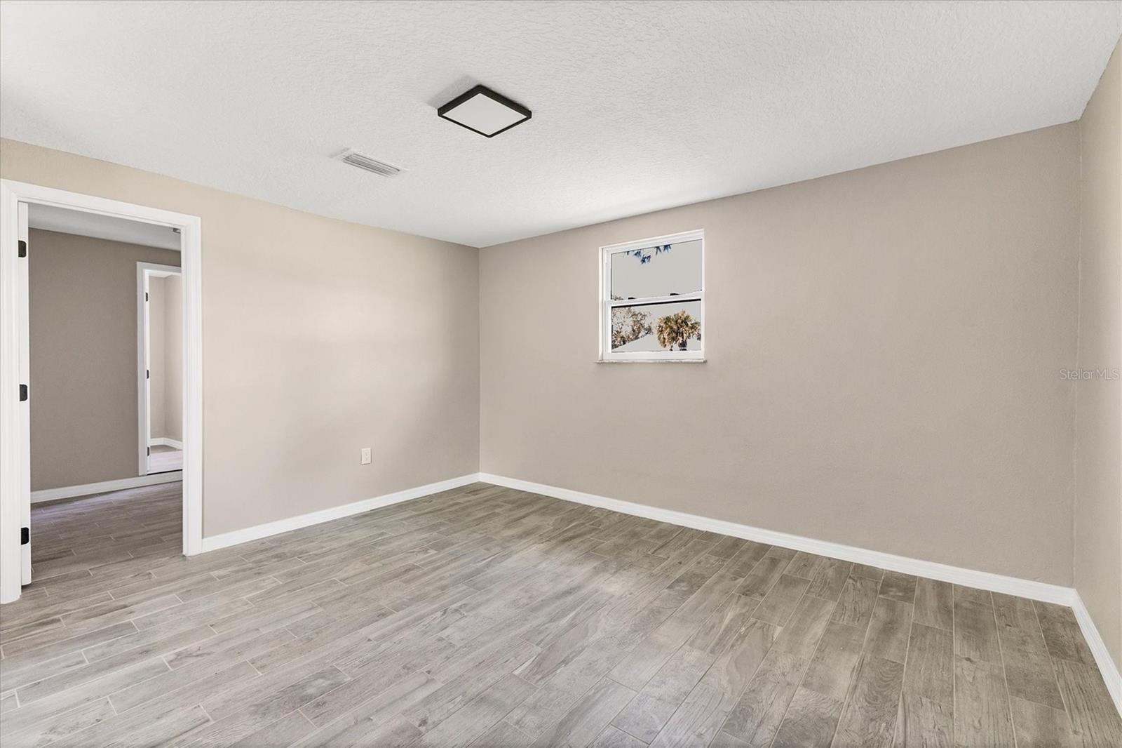 105 SYLVANIA AVE, ENGLEWOOD, FL, 34223