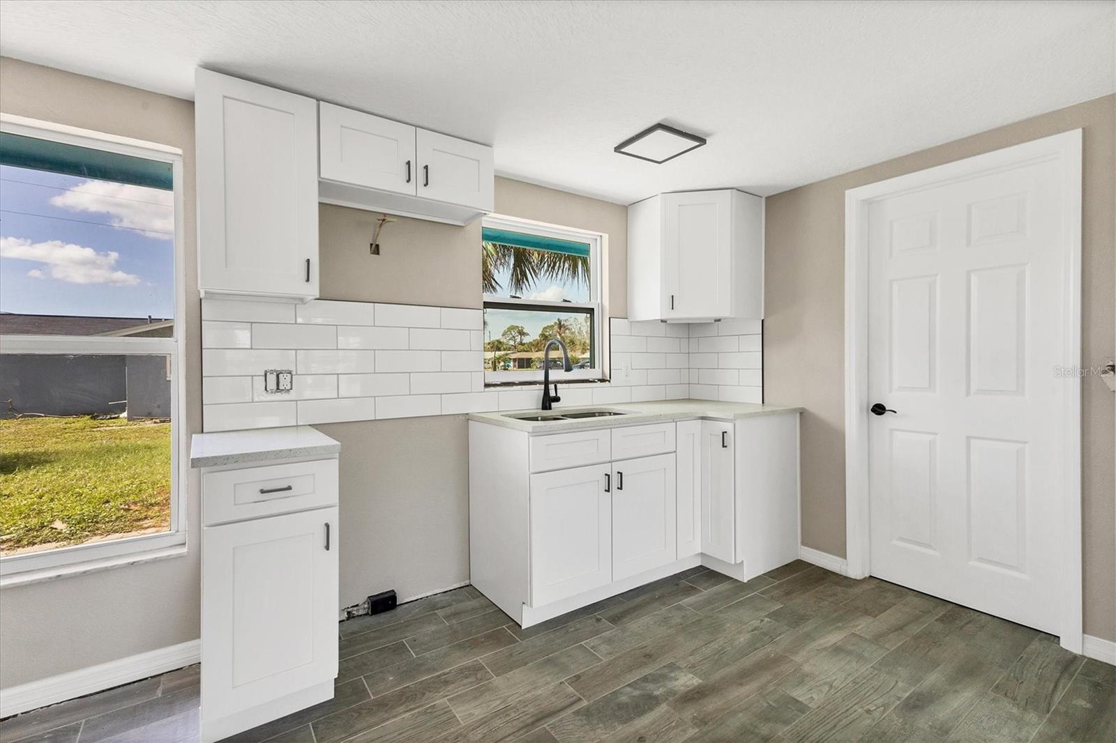 105 SYLVANIA AVE, ENGLEWOOD, FL, 34223