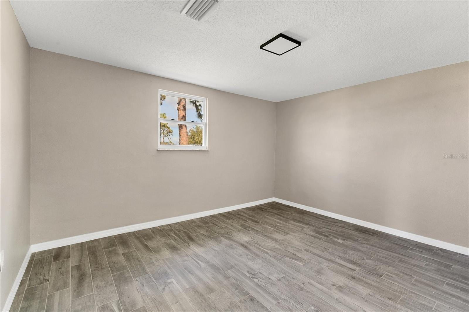 105 SYLVANIA AVE, ENGLEWOOD, FL, 34223