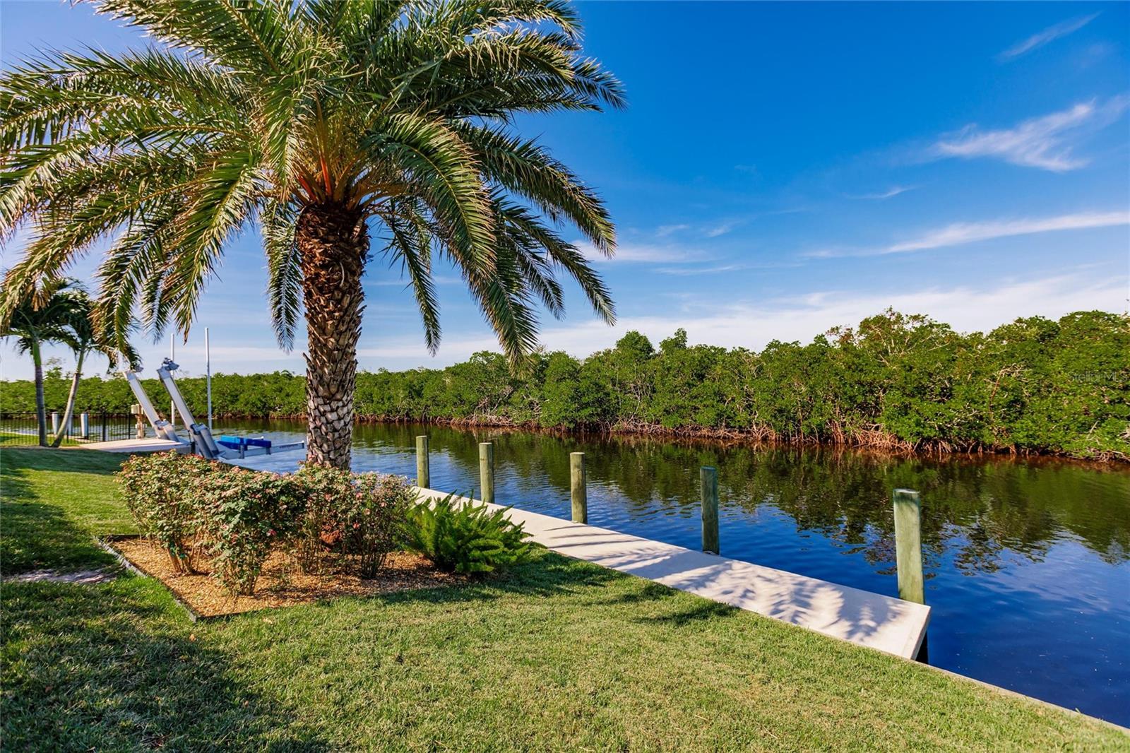 681 MACEDONIA DR, PUNTA GORDA, FL, 33950