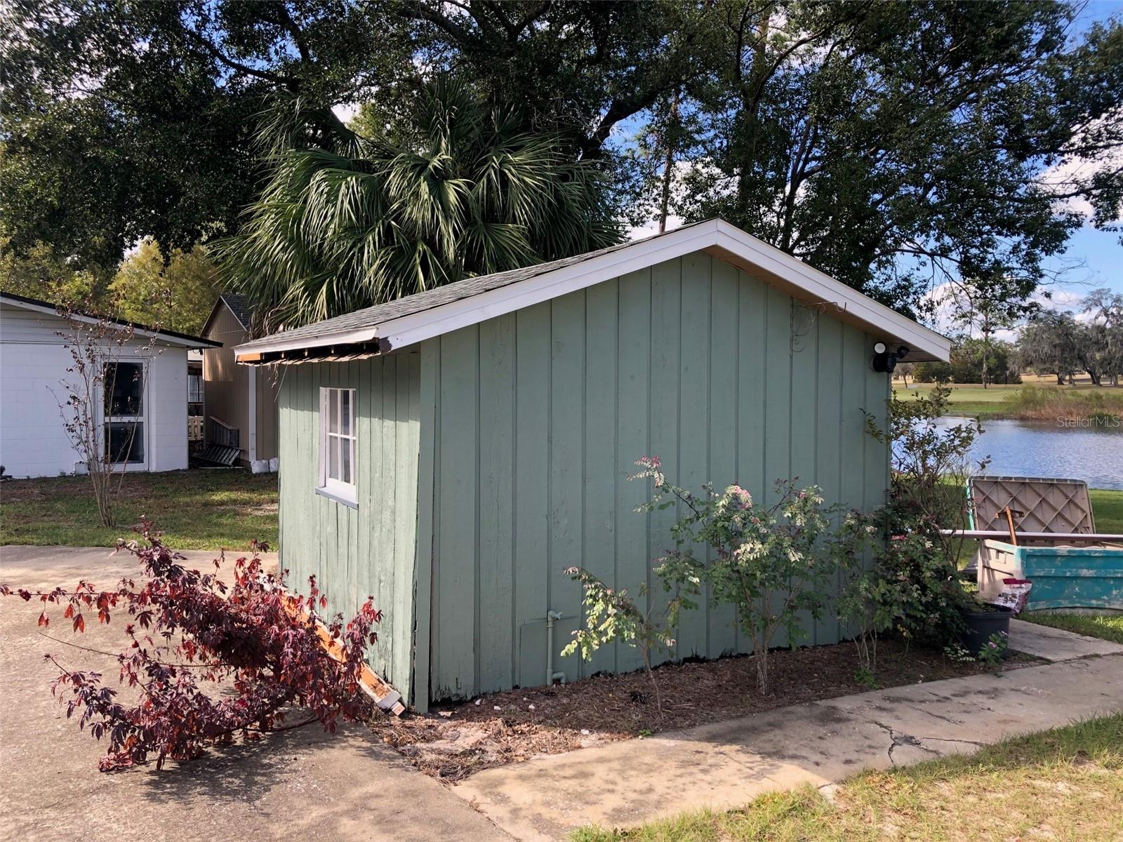 402 W CRYSTAL DR, SANFORD, FL, 32773