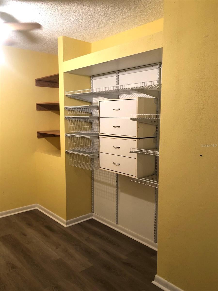 402 W CRYSTAL DR, SANFORD, FL, 32773