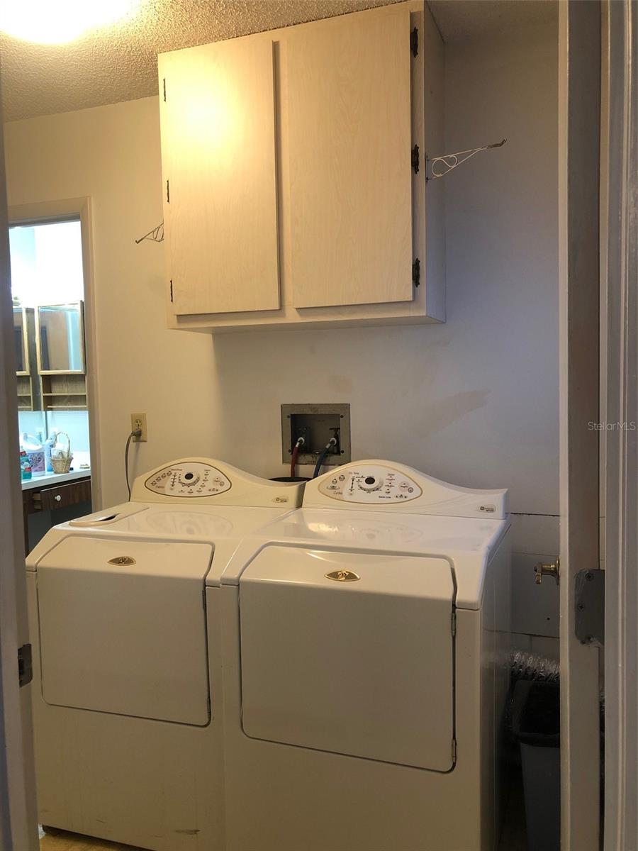 402 W CRYSTAL DR, SANFORD, FL, 32773