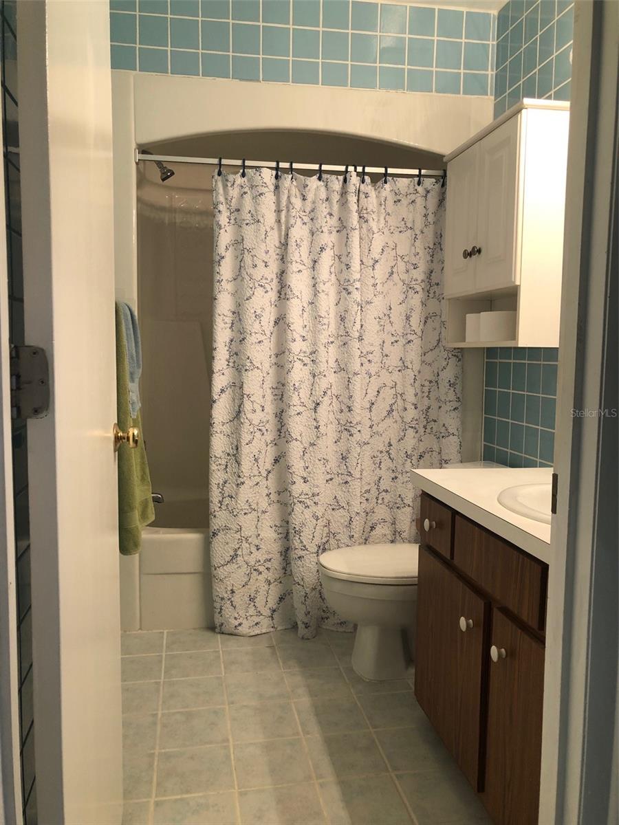 402 W CRYSTAL DR, SANFORD, FL, 32773