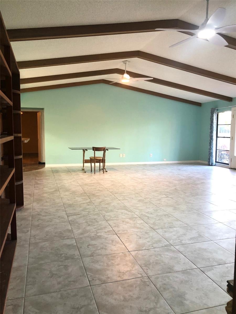 402 W CRYSTAL DR, SANFORD, FL, 32773