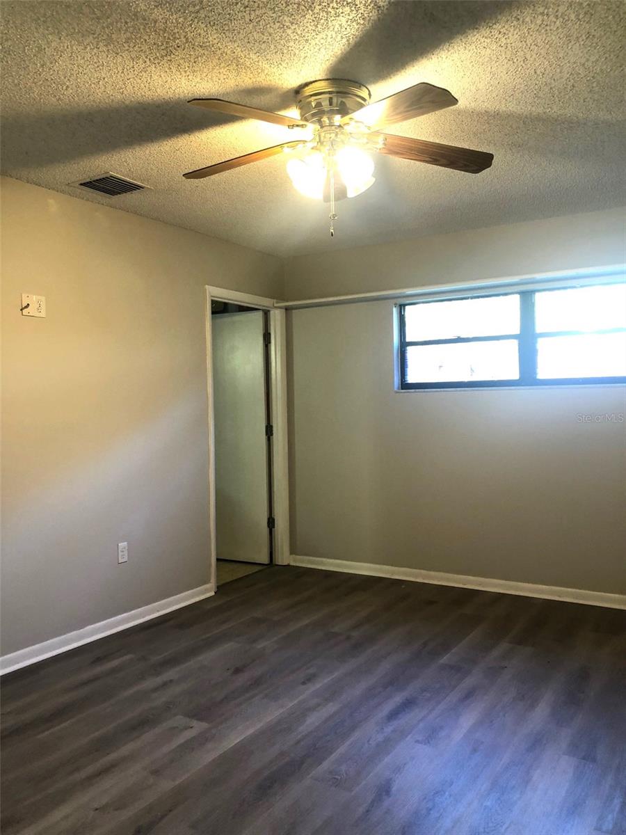 402 W CRYSTAL DR, SANFORD, FL, 32773