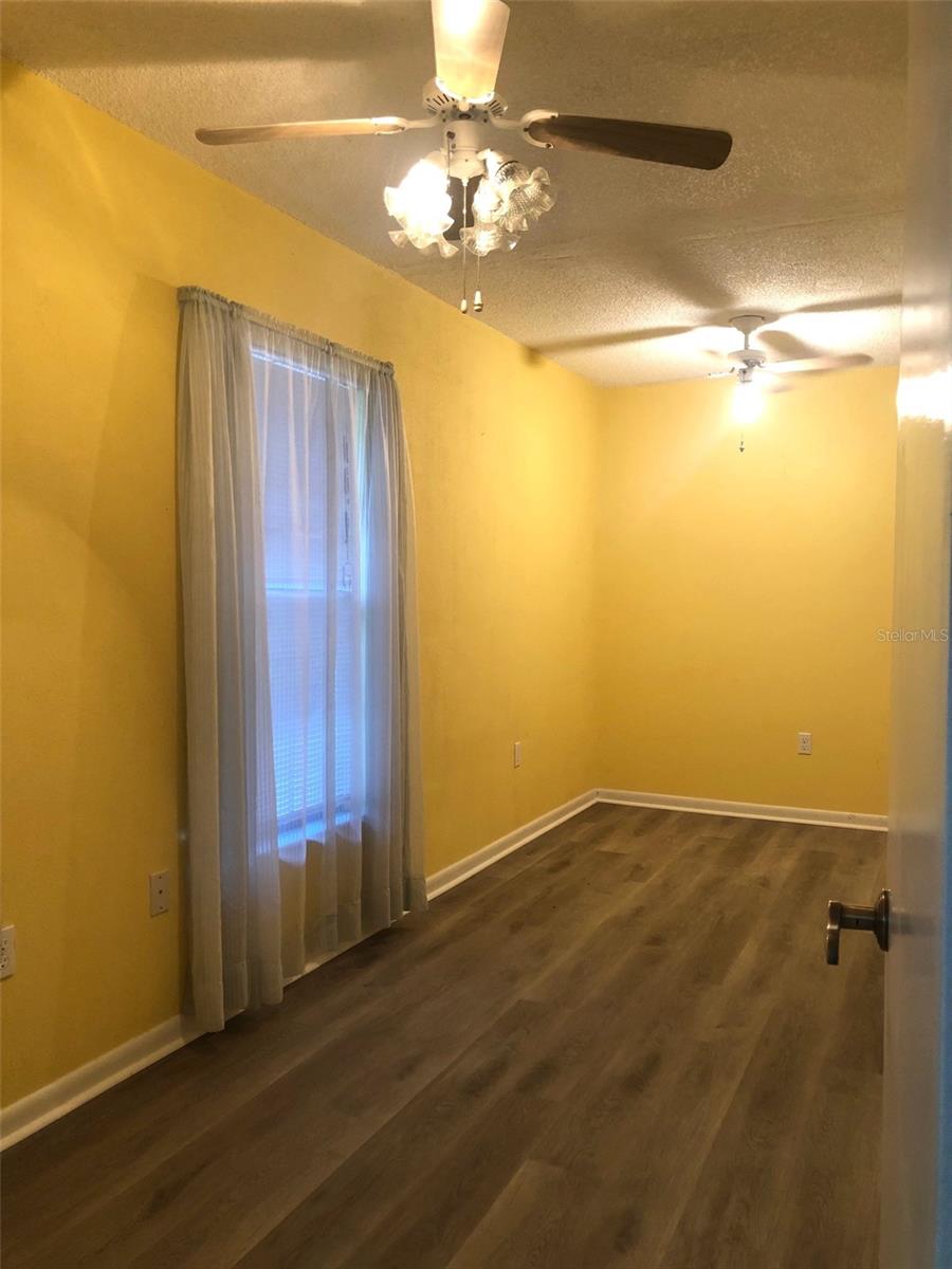 402 W CRYSTAL DR, SANFORD, FL, 32773