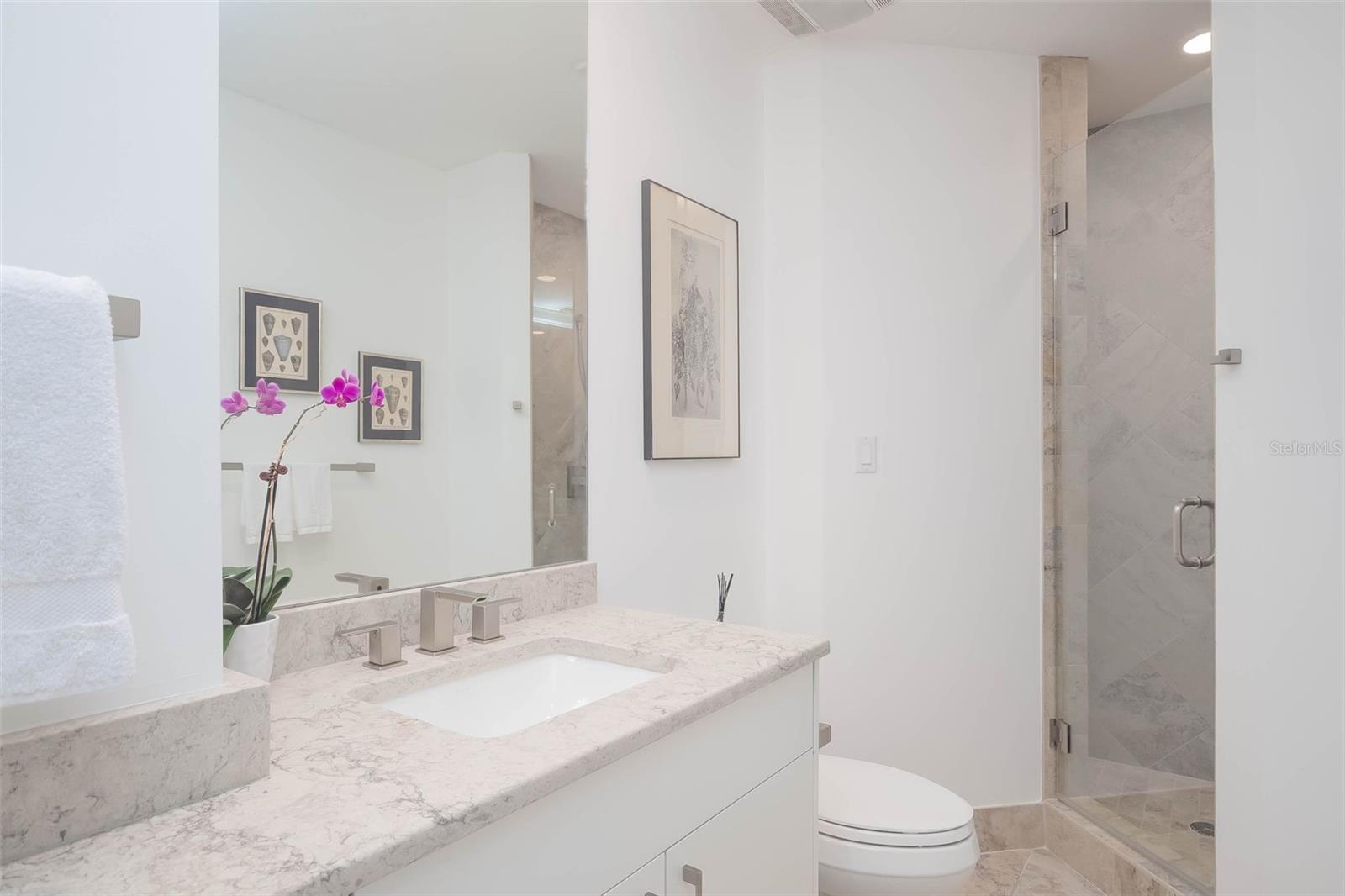 340 S PALM AVE #11, SARASOTA, FL, 34236