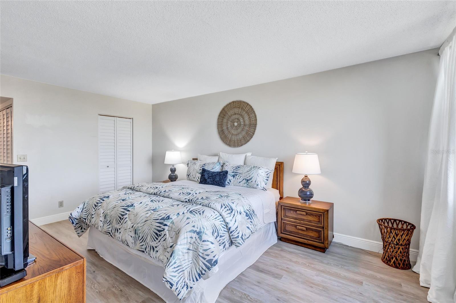 5855 MIDNIGHT PASS RD #404, SARASOTA, FL, 34242