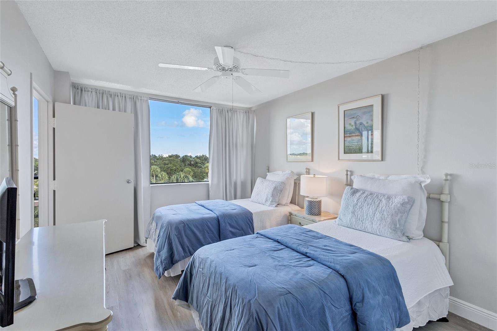 5855 MIDNIGHT PASS RD #404, SARASOTA, FL, 34242