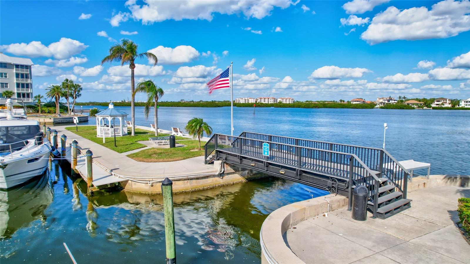5855 MIDNIGHT PASS RD #404, SARASOTA, FL, 34242