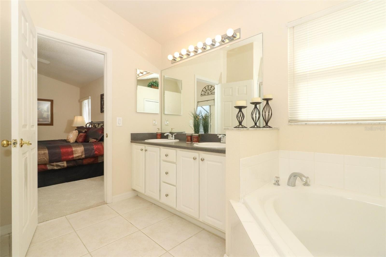 8093 INDIAN CREEK BLVD, KISSIMMEE, FL, 34747