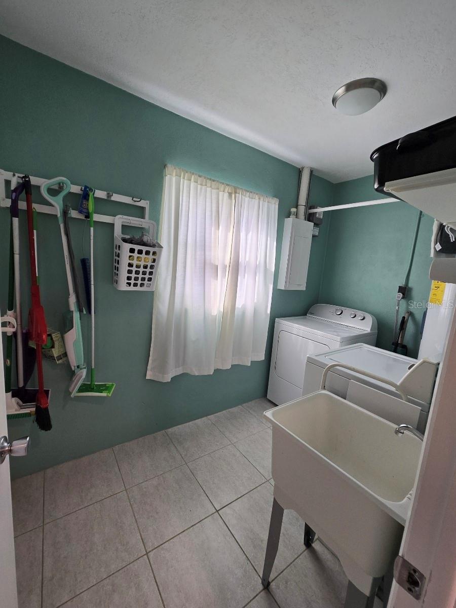 9308 41ST ST N, PINELLAS PARK, FL, 33782