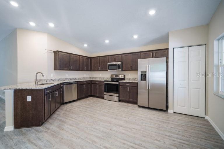 10550 S DREW BRYANT CIR, FLORAL CITY, FL, 34436