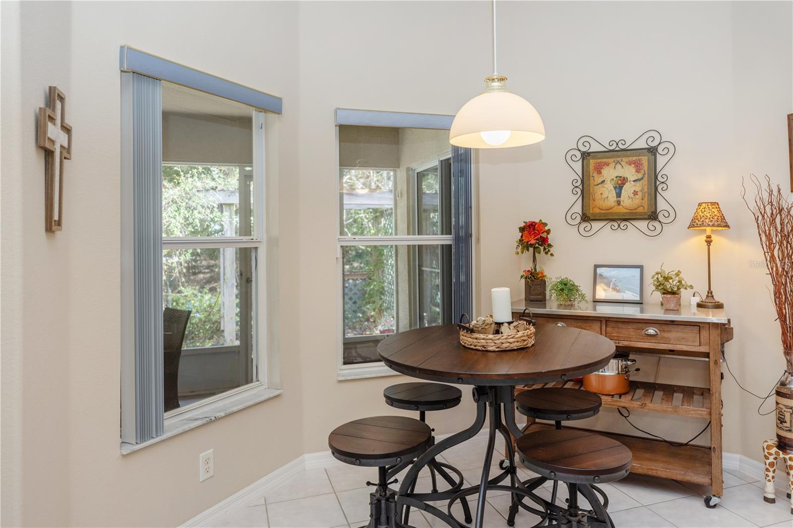 2509 GABLES DR, EUSTIS, FL, 32726