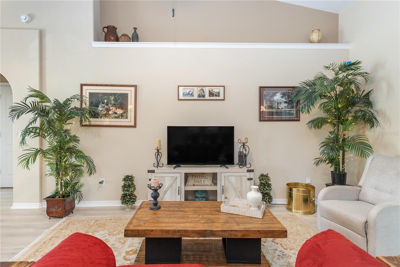 2509 GABLES DR, EUSTIS, FL, 32726