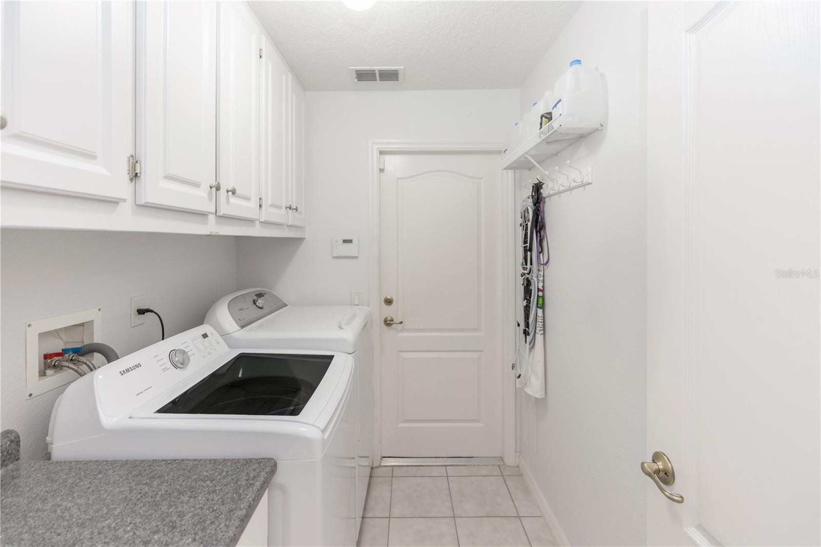 2509 GABLES DR, EUSTIS, FL, 32726