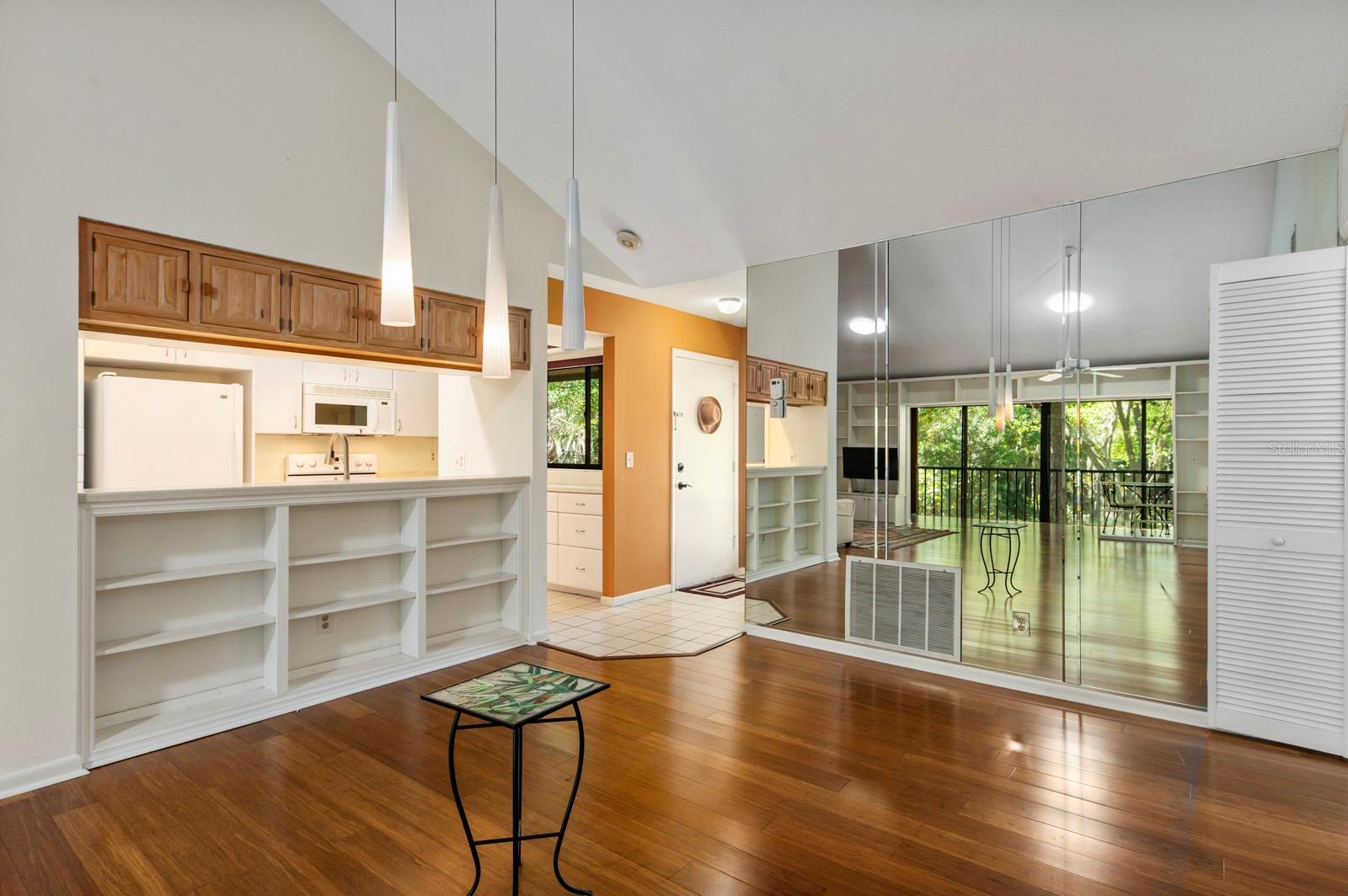 1608 BAYHOUSE POINT DR #401, SARASOTA, FL, 34231
