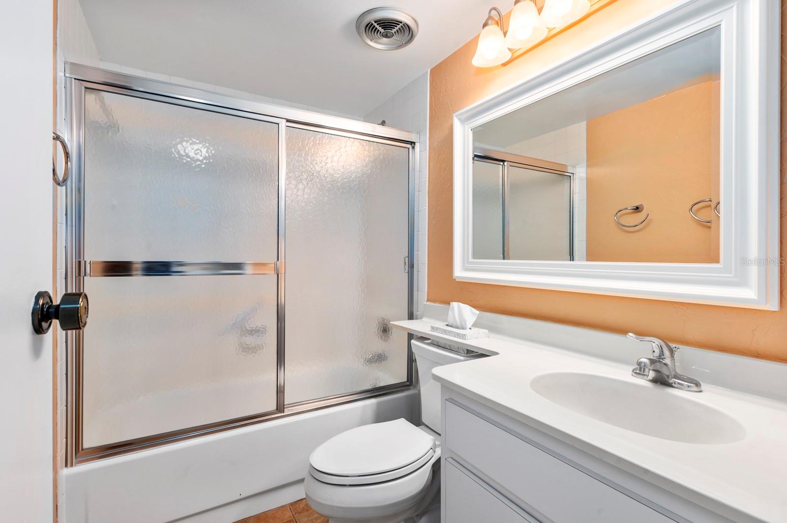 1608 BAYHOUSE POINT DR #401, SARASOTA, FL, 34231