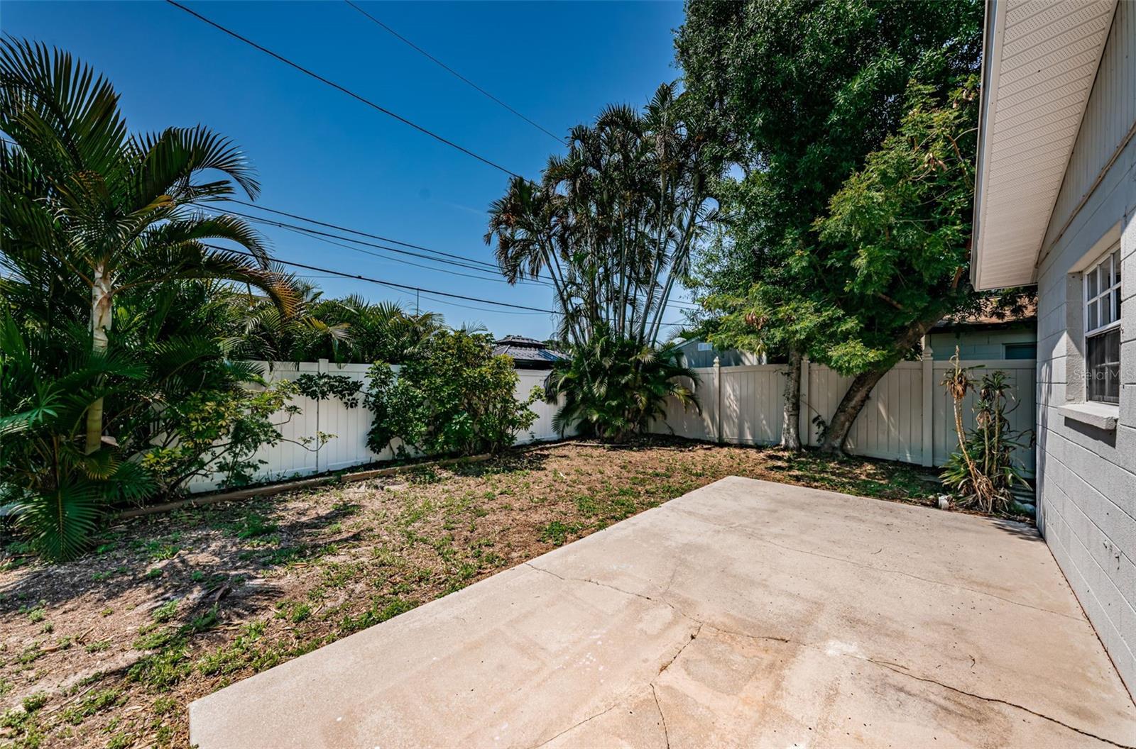 1850 MARYLAND AVE NE, ST PETERSBURG, FL, 33703