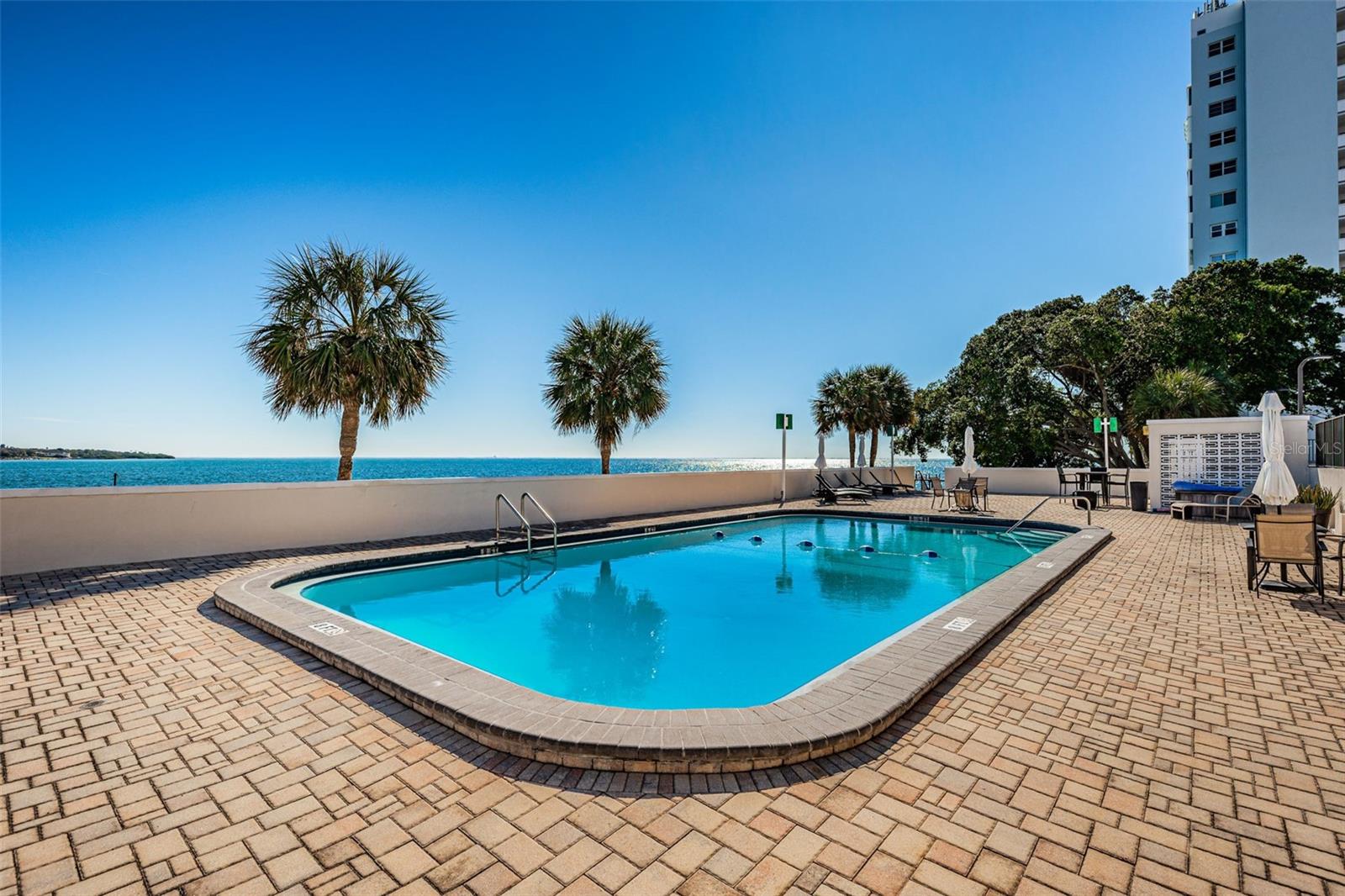 7100 SUNSHINE SKYWAY LN S #203, SAINT PETERSBURG, FL, 33711