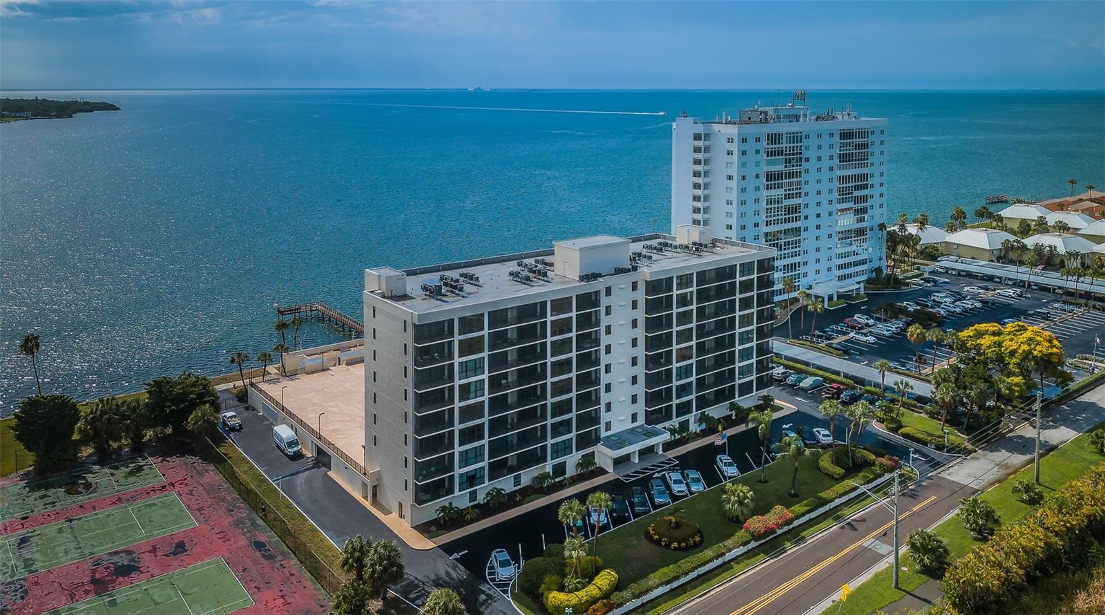 7100 SUNSHINE SKYWAY LN S #203, SAINT PETERSBURG, FL, 33711