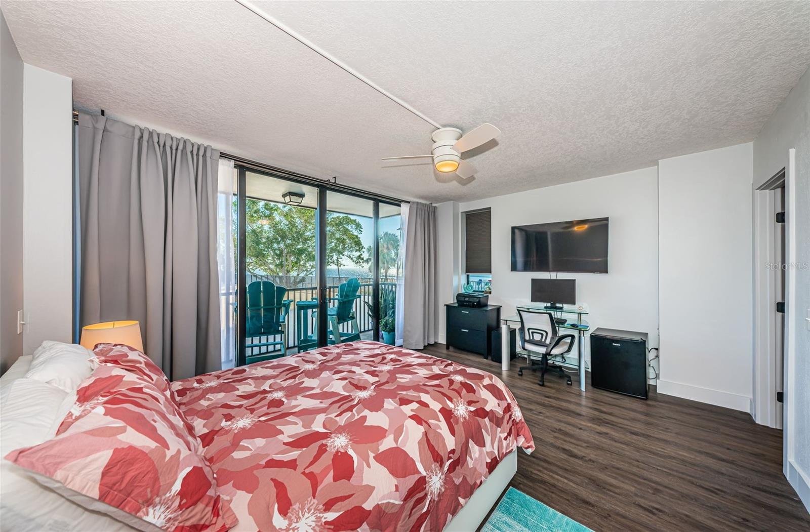 7100 SUNSHINE SKYWAY LN S #203, SAINT PETERSBURG, FL, 33711