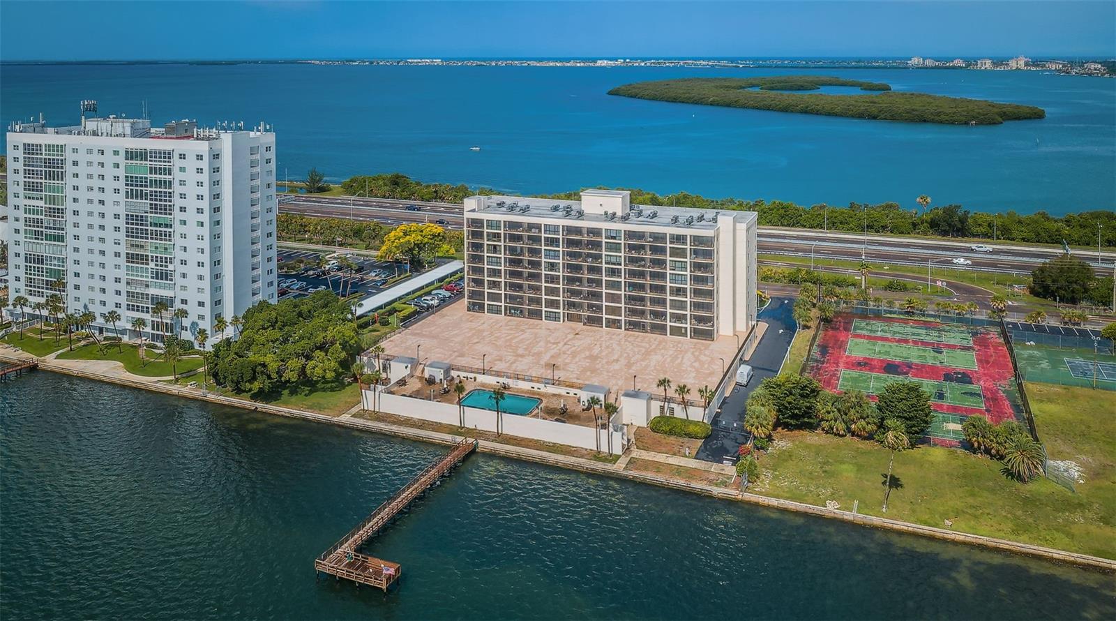 7100 SUNSHINE SKYWAY LN S #203, SAINT PETERSBURG, FL, 33711