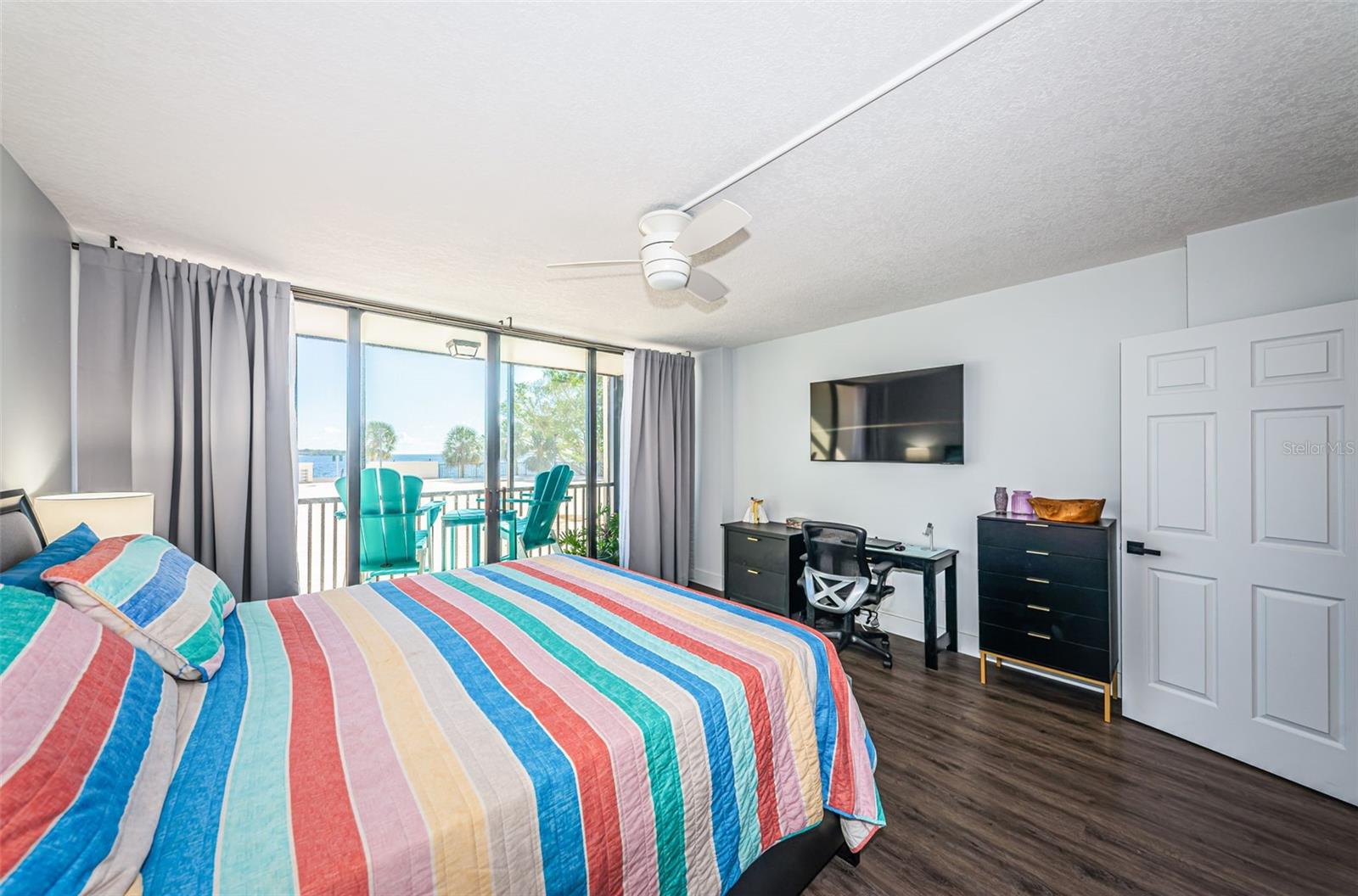 7100 SUNSHINE SKYWAY LN S #203, SAINT PETERSBURG, FL, 33711