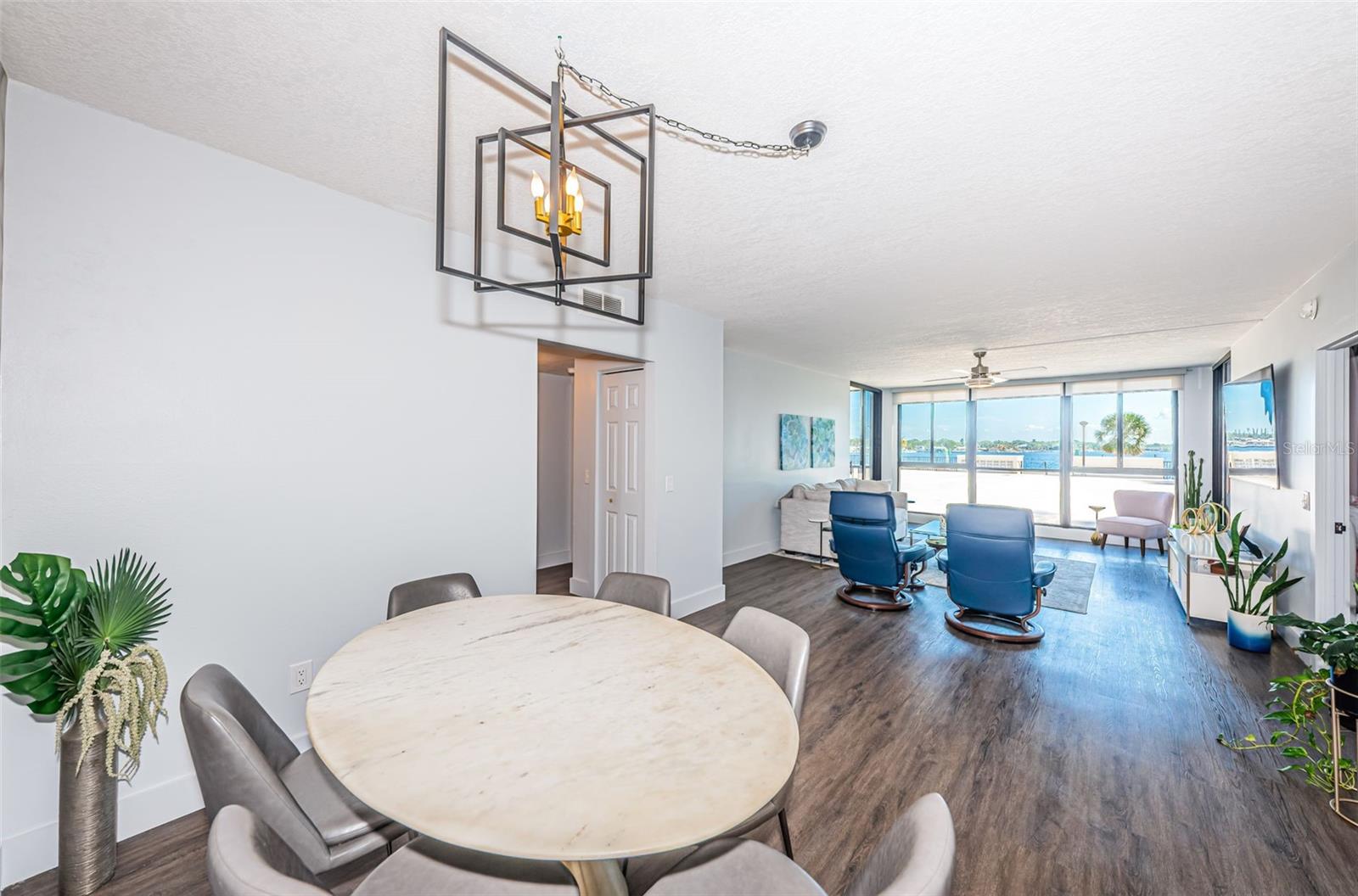 7100 SUNSHINE SKYWAY LN S #203, SAINT PETERSBURG, FL, 33711