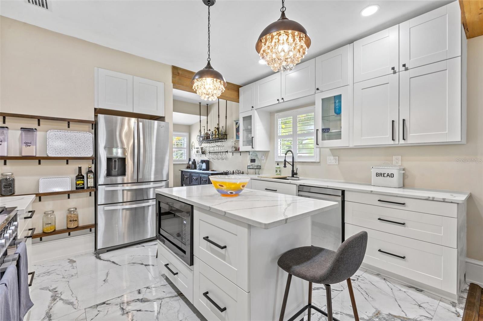 2125 DARTMOUTH AVE N, ST PETERSBURG, FL, 33713