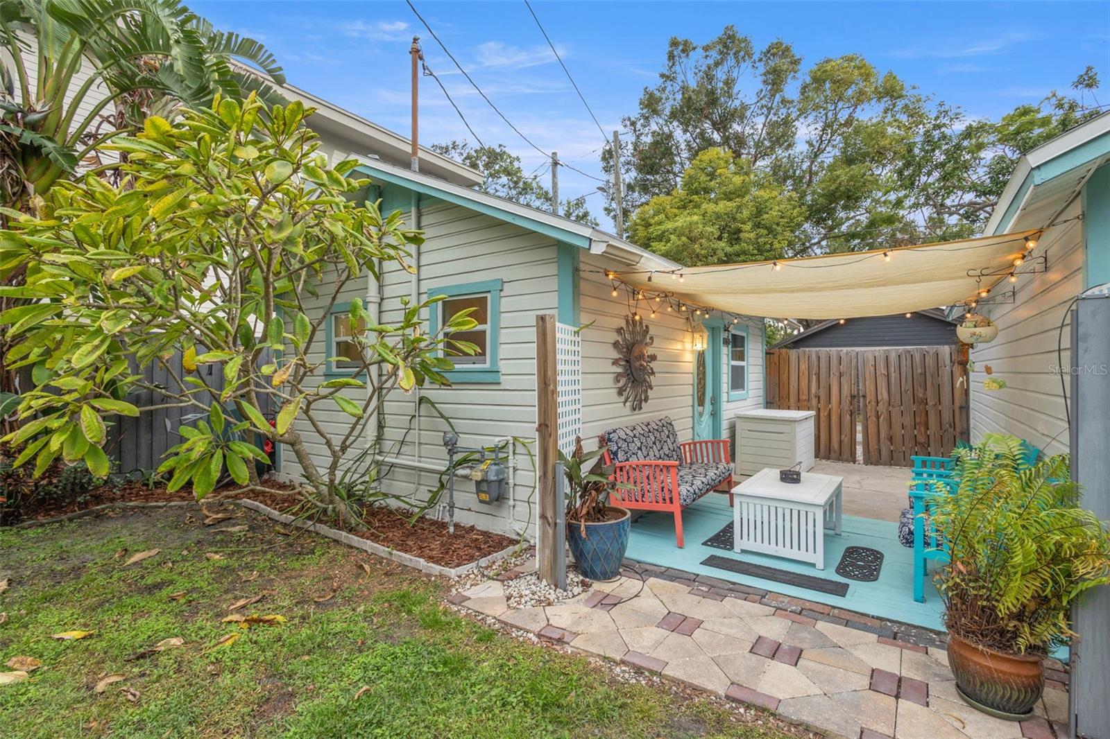2125 DARTMOUTH AVE N, ST PETERSBURG, FL, 33713
