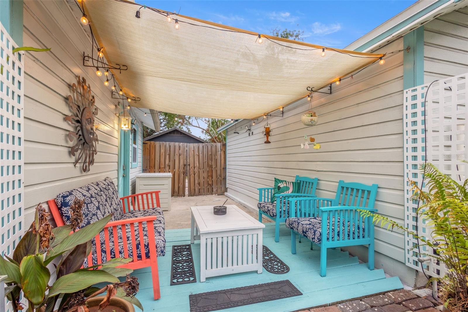 2125 DARTMOUTH AVE N, ST PETERSBURG, FL, 33713