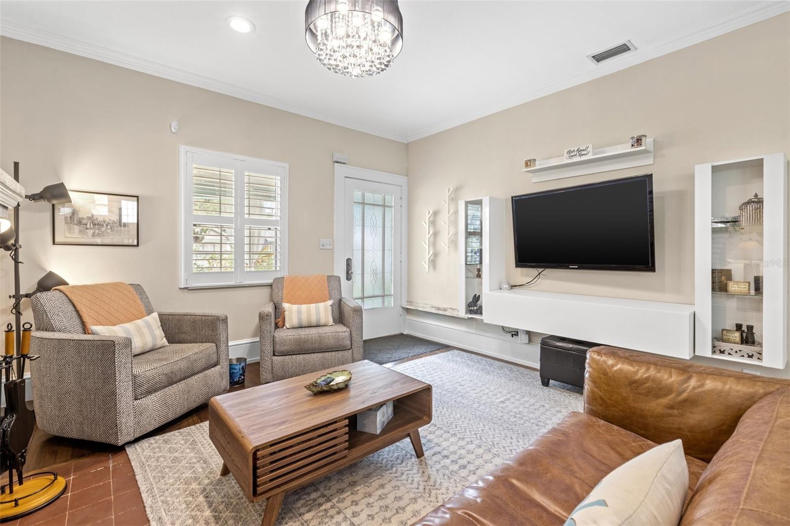 2125 DARTMOUTH AVE N, ST PETERSBURG, FL, 33713