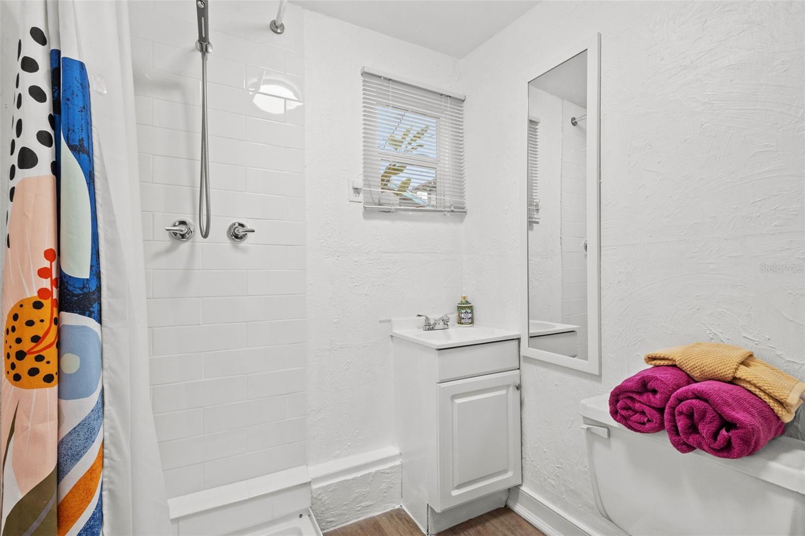 2125 DARTMOUTH AVE N, ST PETERSBURG, FL, 33713