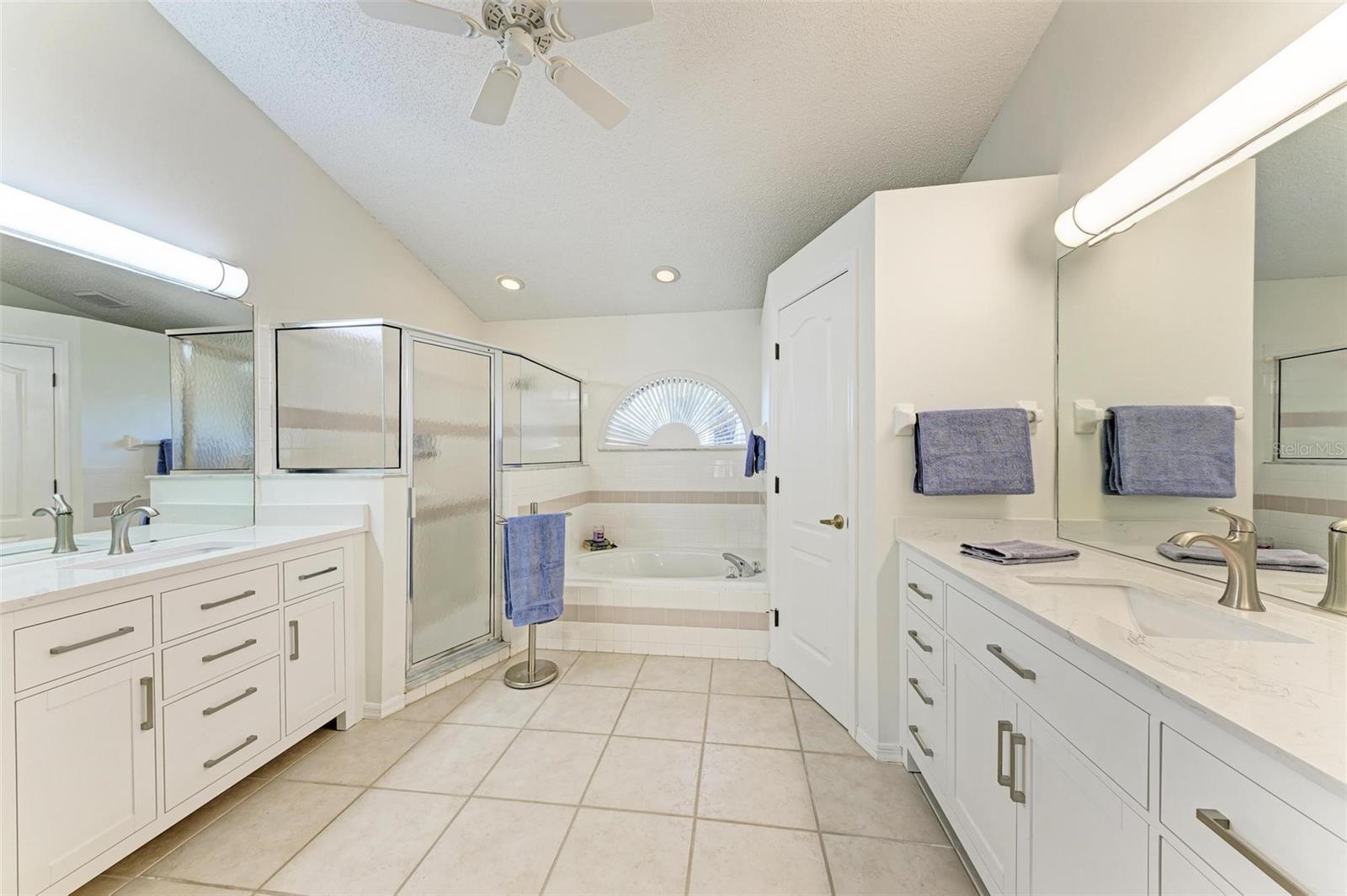 4245 HEARTHSTONE DR, SARASOTA, FL, 34238
