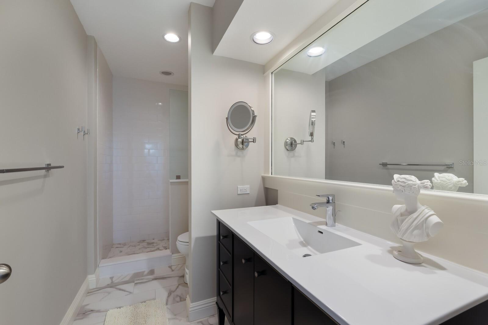 733 S HARBOR DR #1, BOCA GRANDE, FL, 33921
