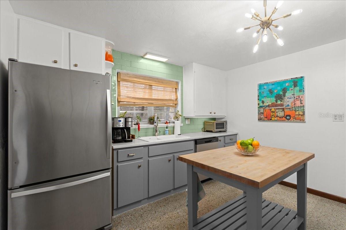 624 S PINE ST, NEW SMYRNA BEACH, FL, 32169