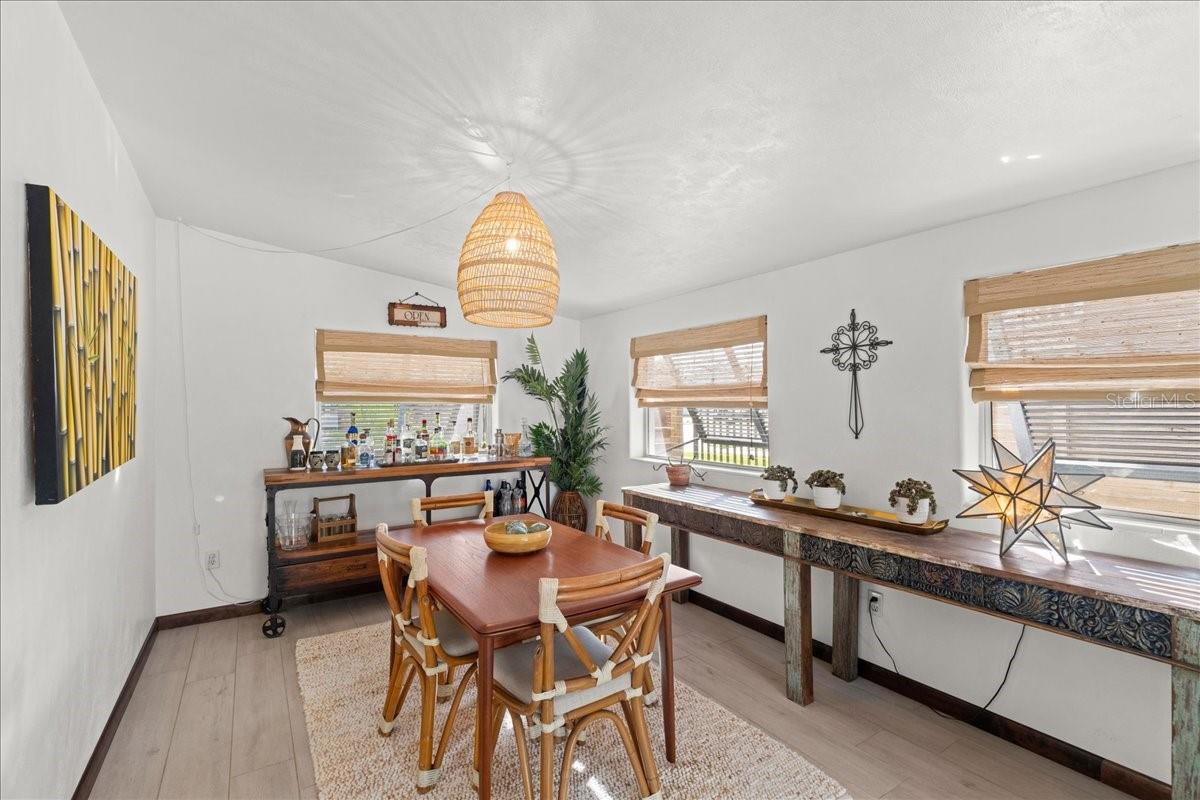 624 S PINE ST, NEW SMYRNA BEACH, FL, 32169