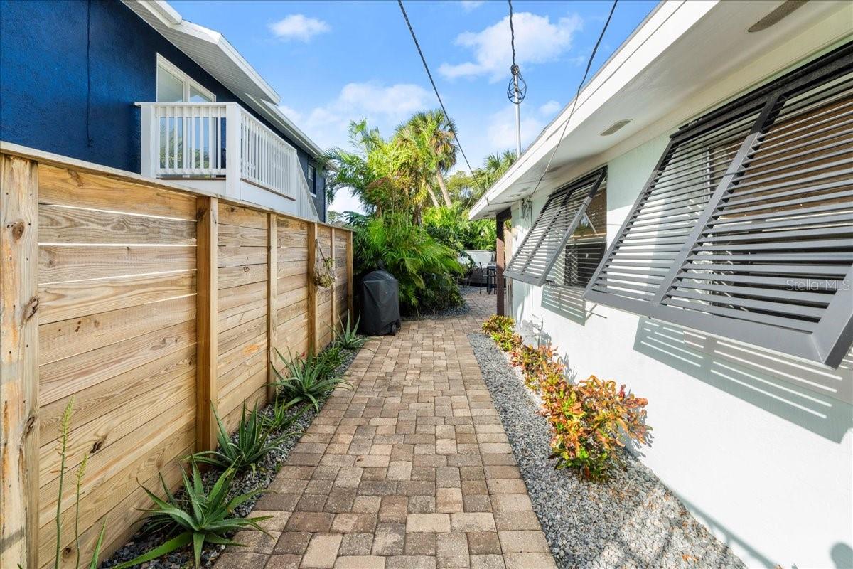 624 S PINE ST, NEW SMYRNA BEACH, FL, 32169