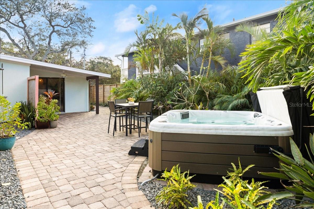 624 S PINE ST, NEW SMYRNA BEACH, FL, 32169