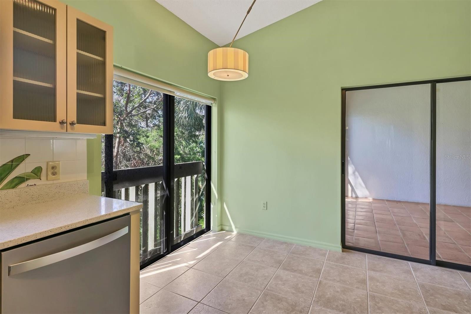 1676 STARLING DR #202, SARASOTA, FL, 34231