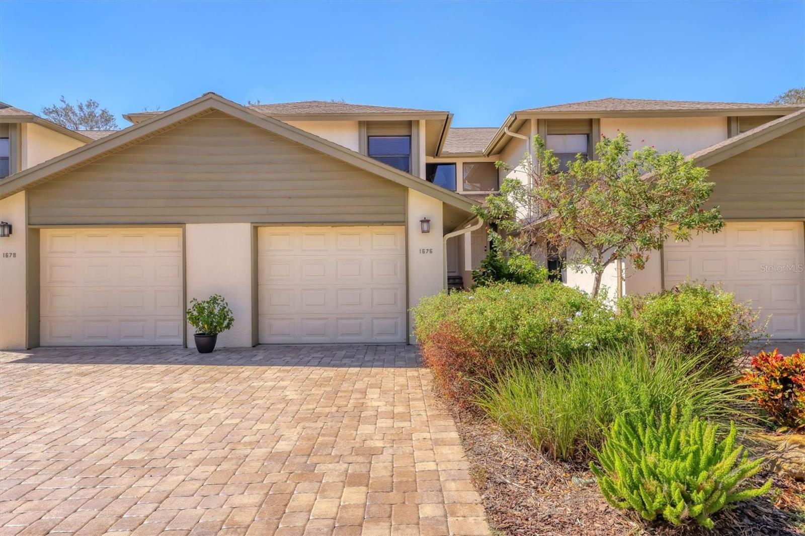 1676 STARLING DR #202, SARASOTA, FL, 34231