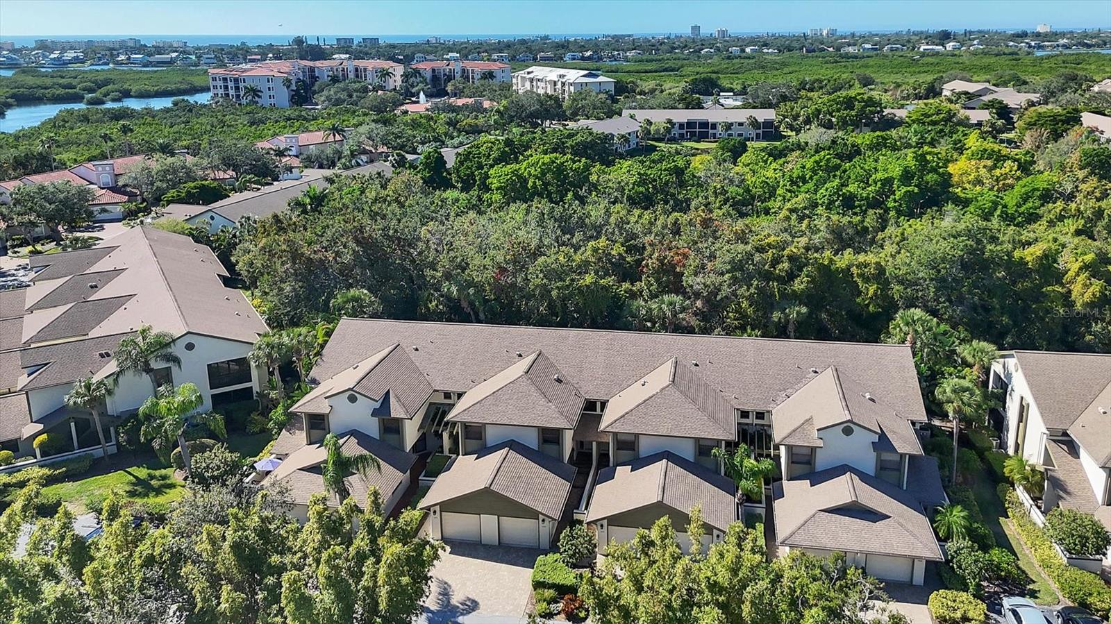 1676 STARLING DR #202, SARASOTA, FL, 34231